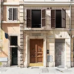 Iflat Charming flat close to Campo de\' Fiori